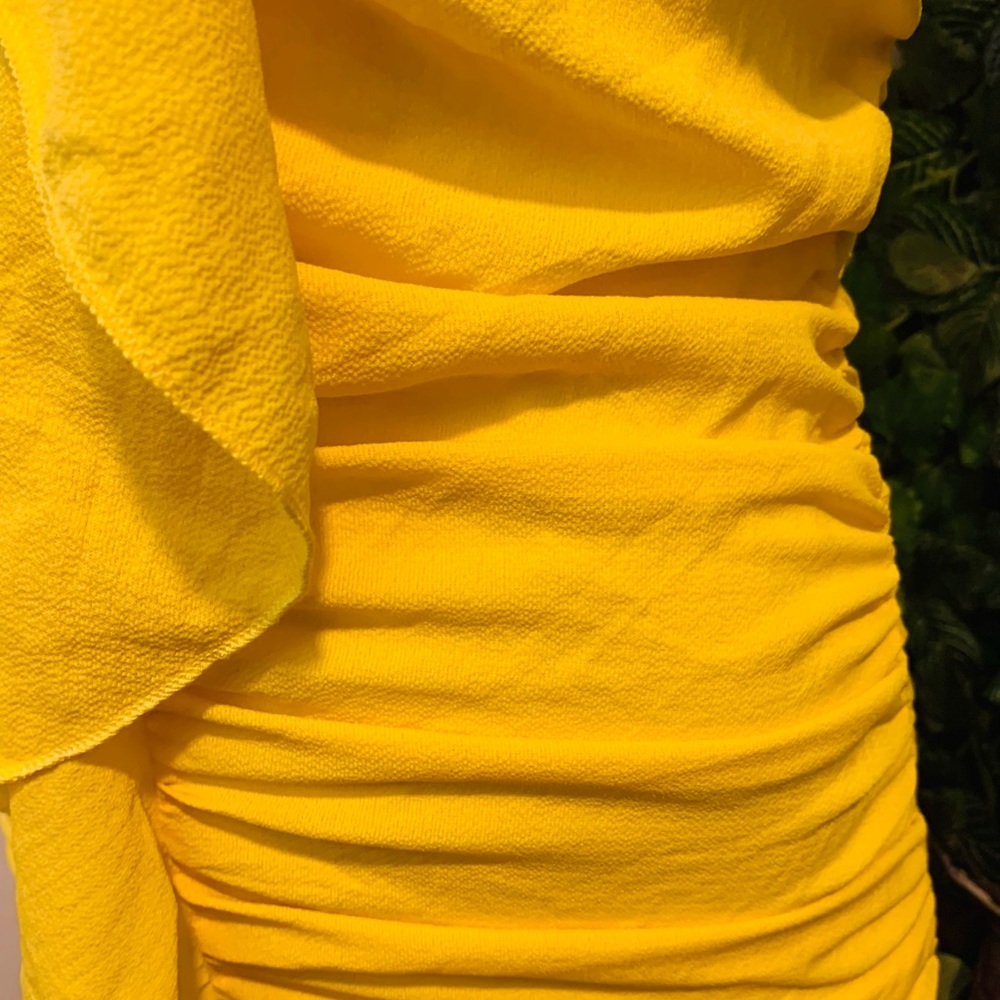 Yellow Ruffled One Shoulder Dress - Picture 7 of 12